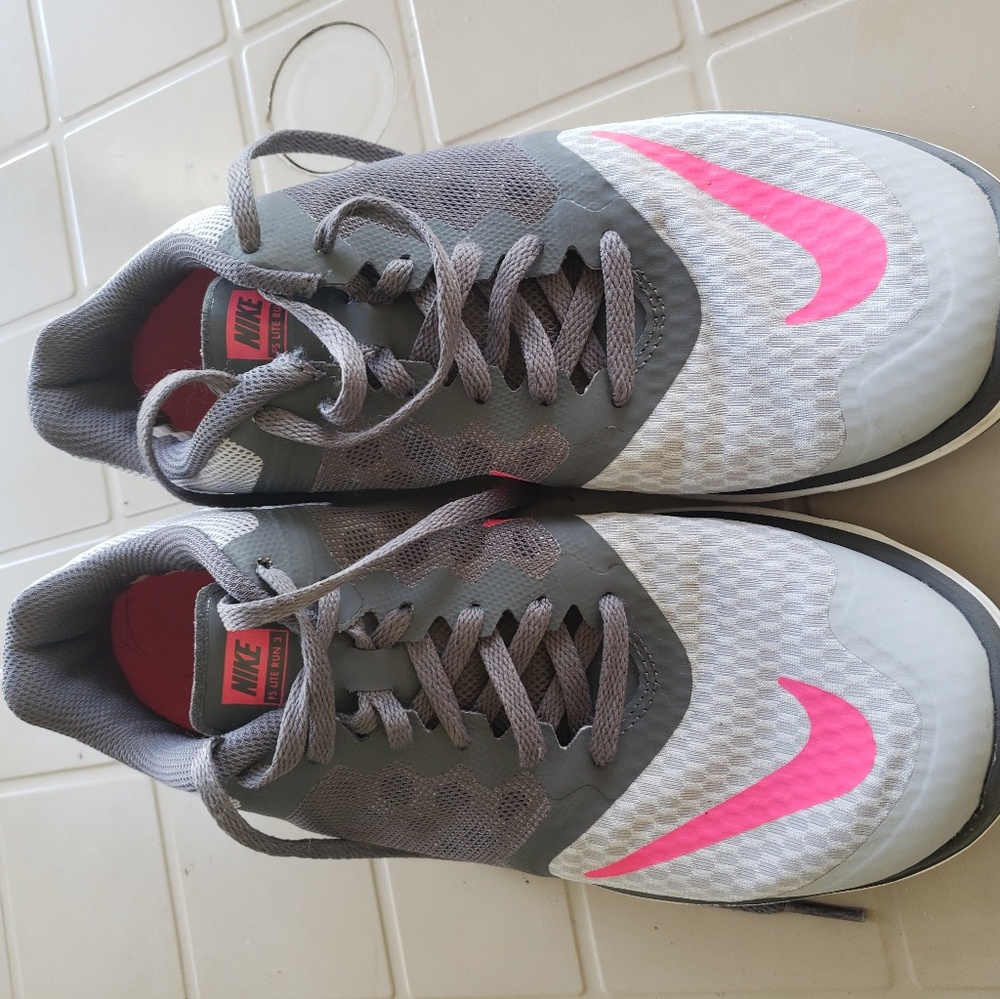 NIKE sneakers